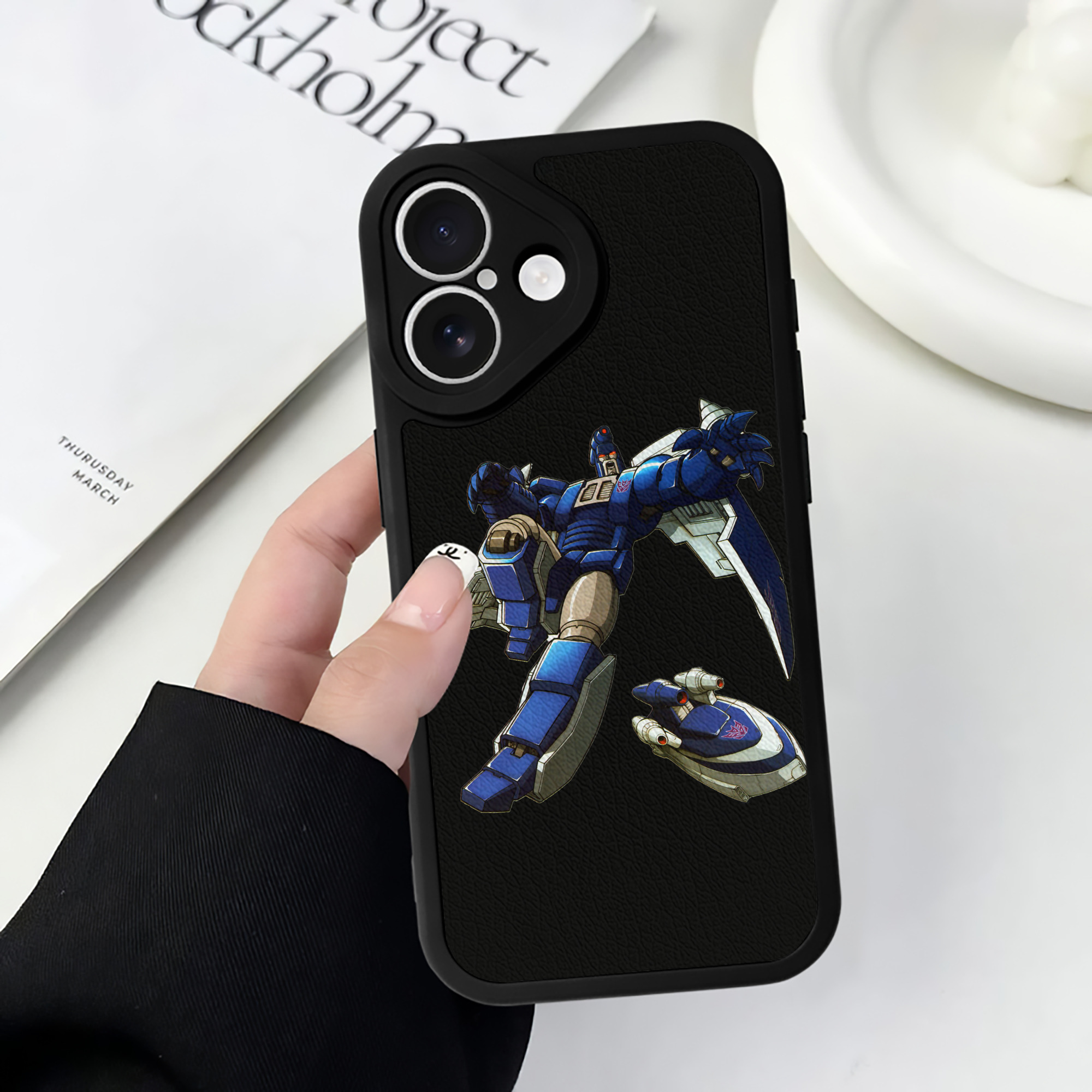 （画像用）  【iPhone 16シリーズ対応】シリコンスマホケース（レザー調） 材質：シリコン